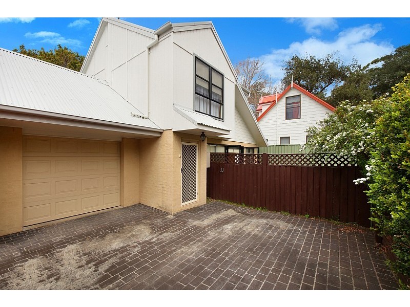 2/38 Brougham Street, East Gosford NSW 2250