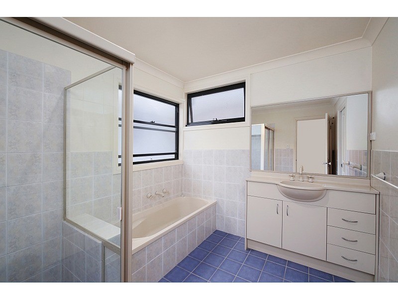 2/38 Brougham Street, East Gosford NSW 2250