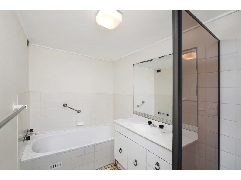 9/3 Joseph Lloyd Close, Gosford NSW 2250