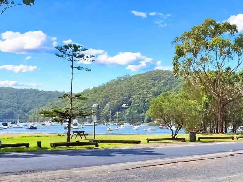 106 Araluen Drive, Hardys Bay NSW 2257
