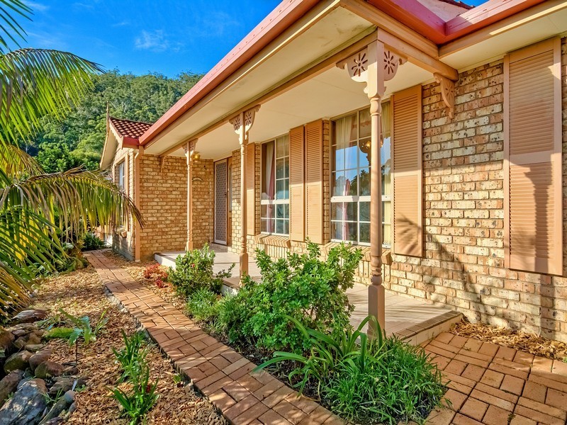 33 Beveridge Drive, Green Point NSW 2251