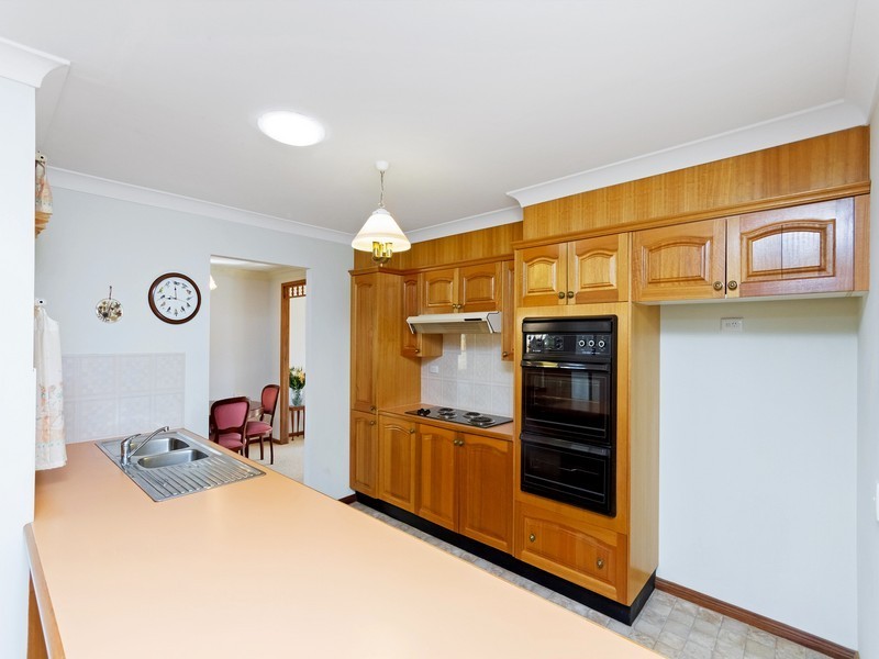 33 Beveridge Drive, Green Point NSW 2251