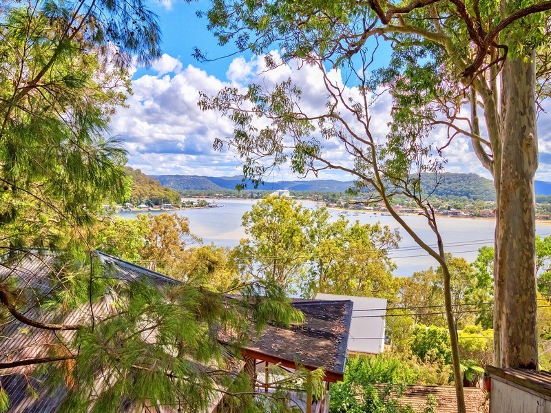 86 Heath Road, Pretty Beach NSW 2257