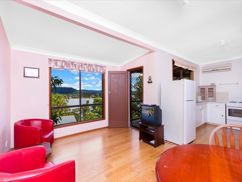 86 Heath Road, Pretty Beach NSW 2257