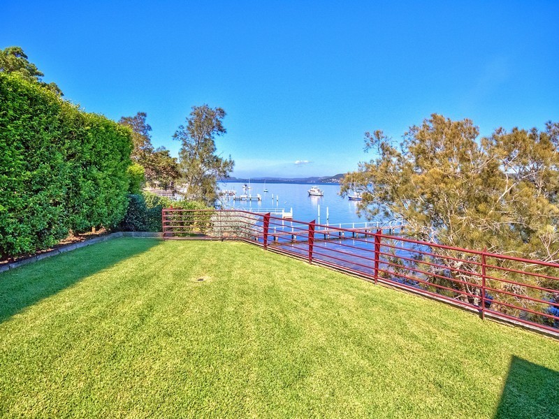 1 Harrison Street, Point Frederick NSW 2250