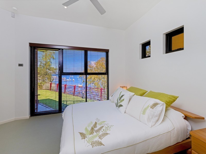 1 Harrison Street, Point Frederick NSW 2250