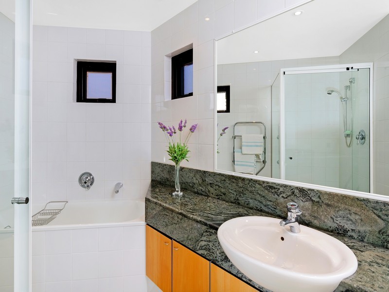 1 Harrison Street, Point Frederick NSW 2250