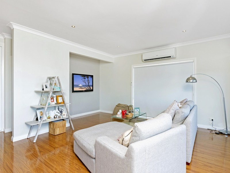 17 The Palisade, Umina Beach NSW 2257