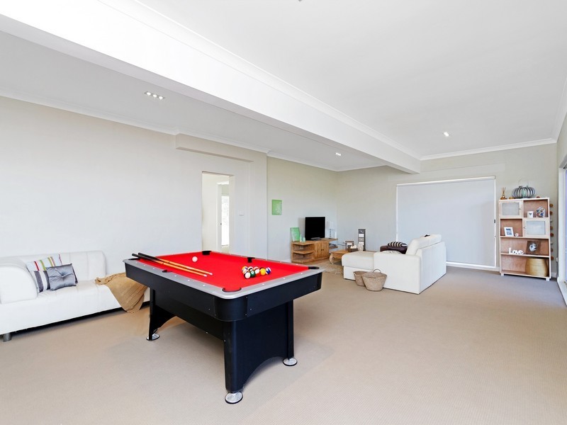17 The Palisade, Umina Beach NSW 2257