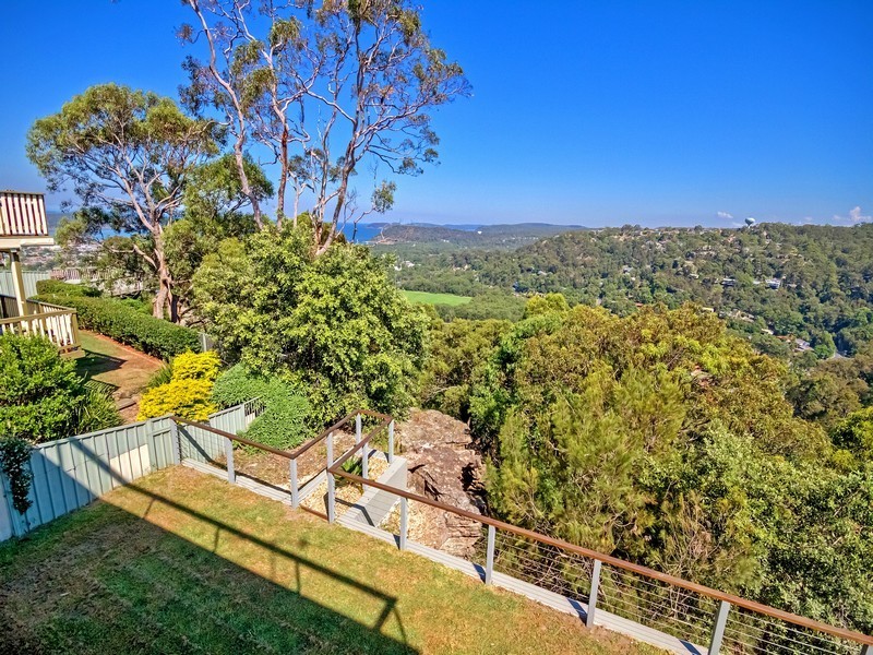 17 The Palisade, Umina Beach NSW 2257