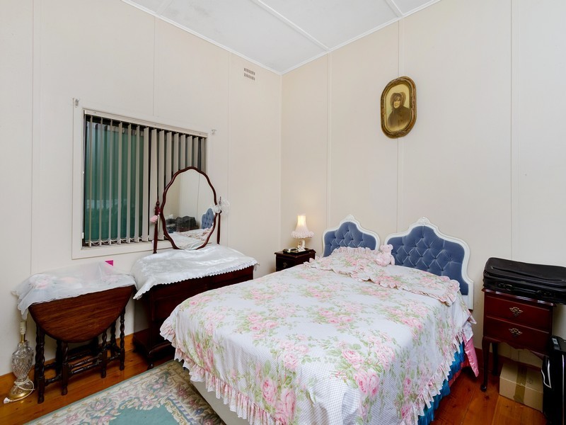 54 Webb Street, East Gosford NSW 2250