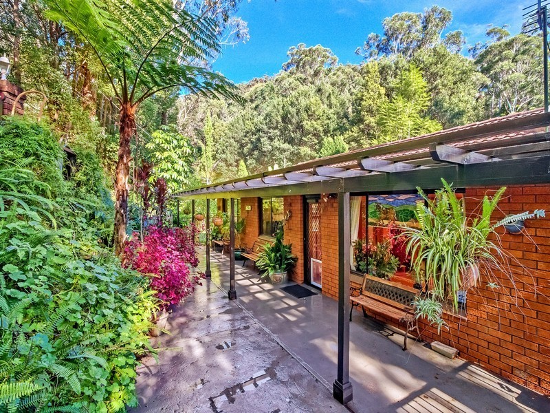 11 Algwen Road, North Gosford NSW 2250