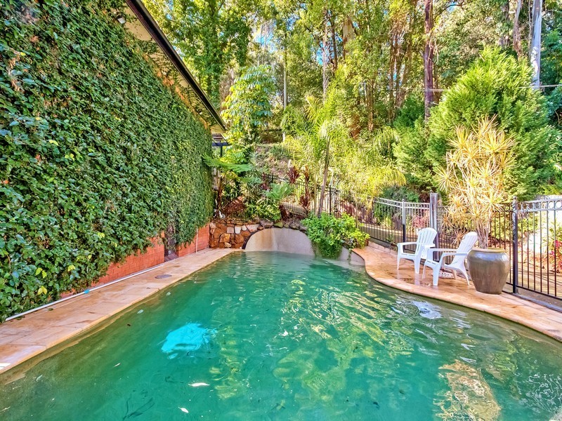 11 Algwen Road, North Gosford NSW 2250