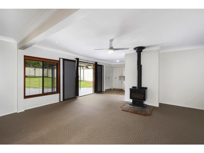 72 North Crescent, Wyoming NSW 2250