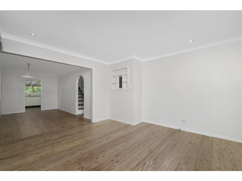 14 Halcyon Street, Wyoming NSW 2250