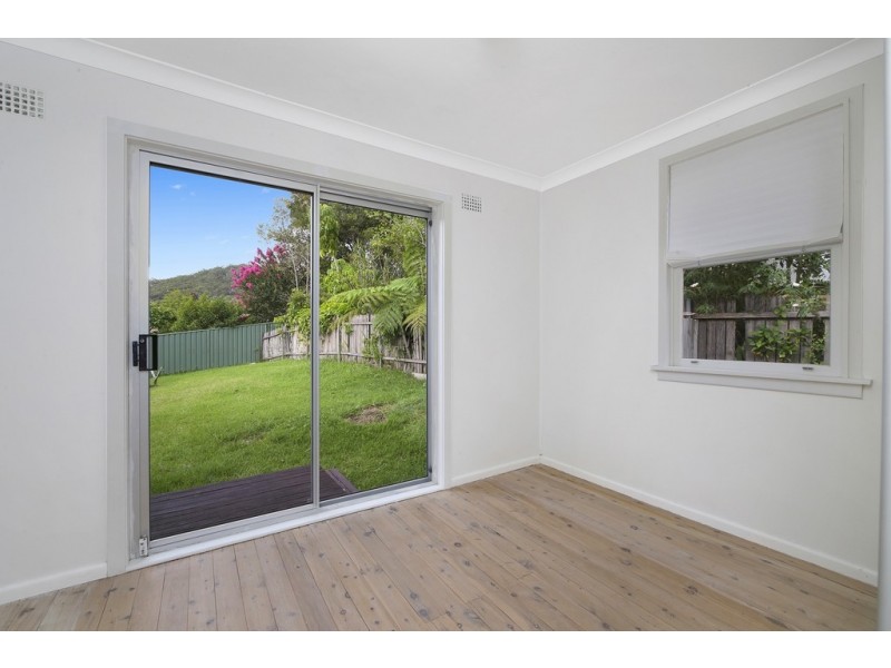 14 Halcyon Street, Wyoming NSW 2250