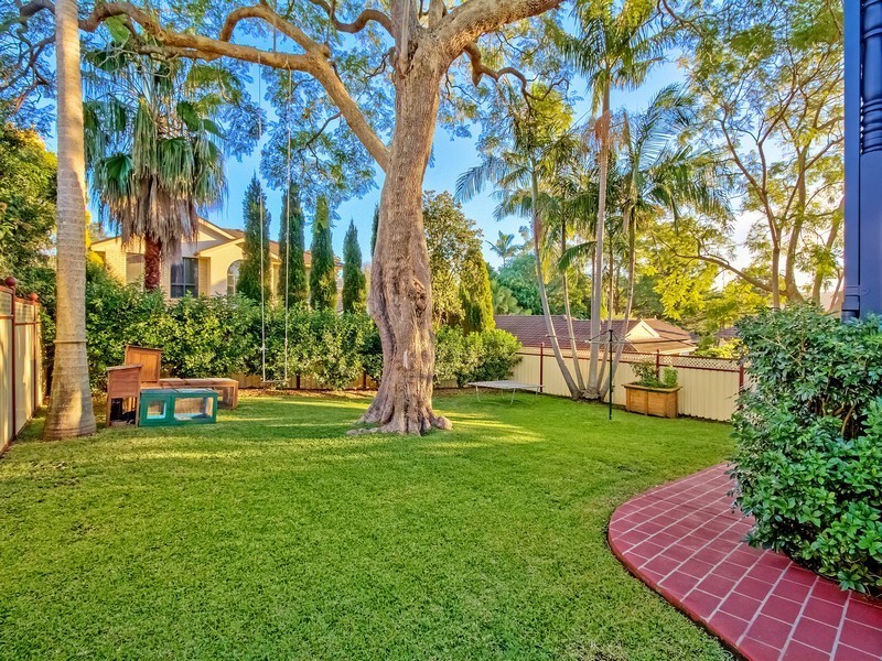 13 Duke Street, Point Frederick NSW 2250