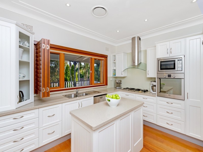 13 Duke Street, Point Frederick NSW 2250