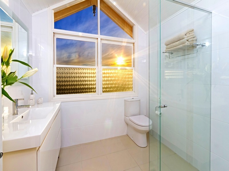 13 Duke Street, Point Frederick NSW 2250