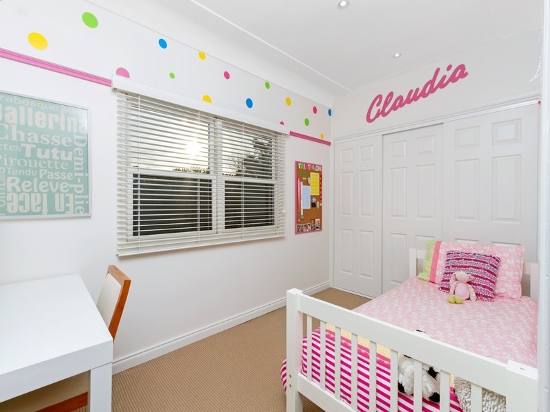 13 Duke Street, Point Frederick NSW 2250