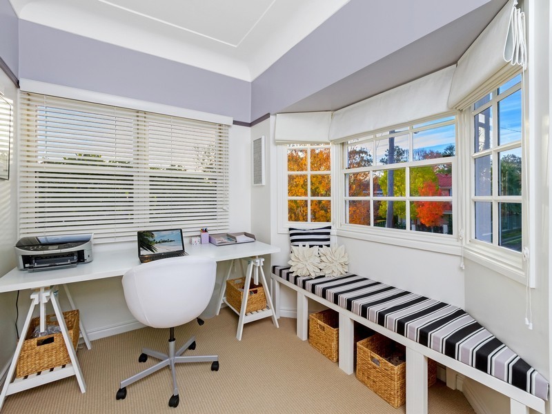 13 Duke Street, Point Frederick NSW 2250