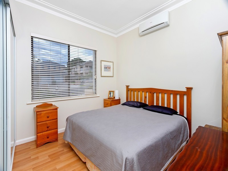 24 Newcastle Street, Springfield NSW 2250