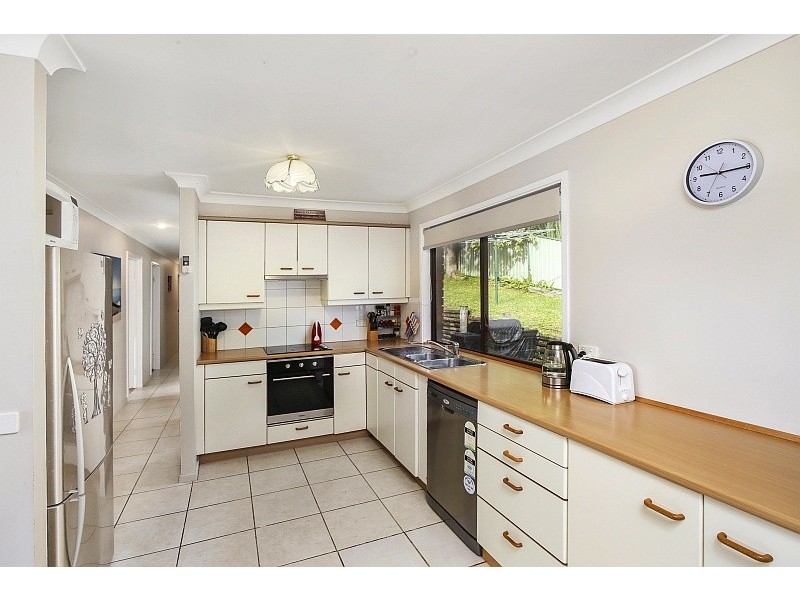 67 Gregory Street, Wyoming NSW 2250