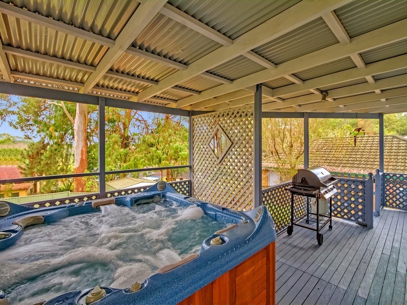 12 Woolard Road, Springfield NSW 2250