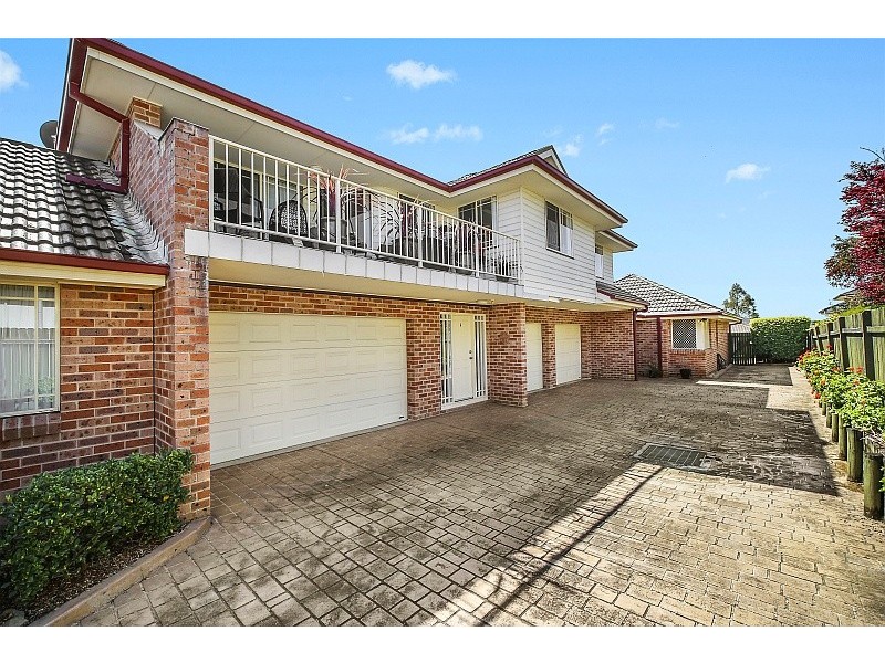 2/9 Melbourne Street, East Gosford NSW 2250