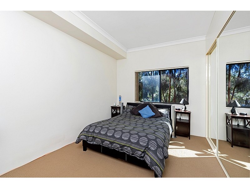 4/52 Holden Street, Gosford NSW 2250