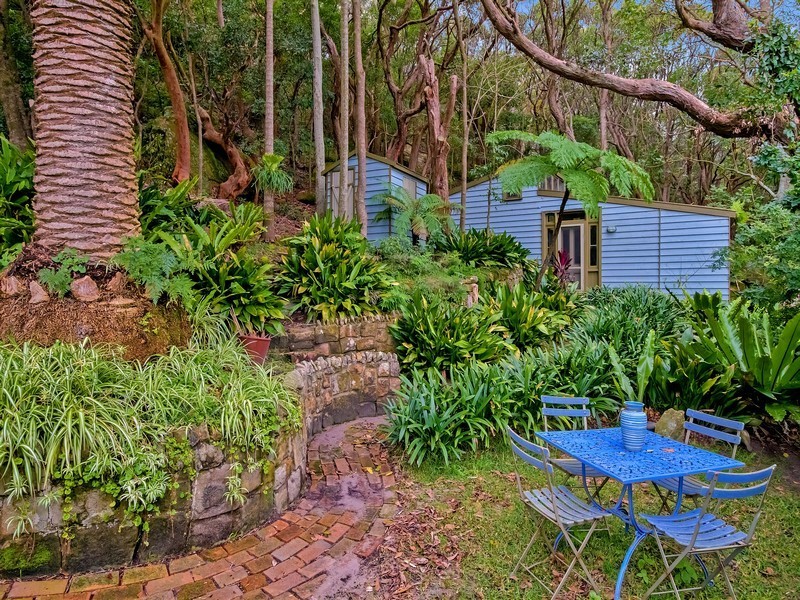 1 Putty Beach Drive, Killcare NSW 2257