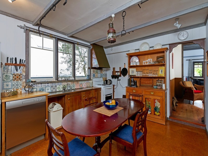 1 Putty Beach Drive, Killcare NSW 2257