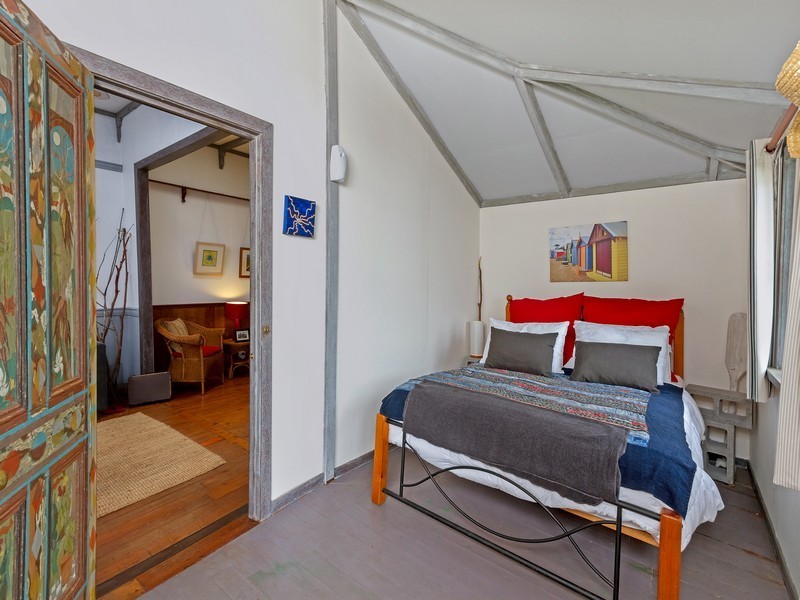 1 Putty Beach Drive, Killcare NSW 2257