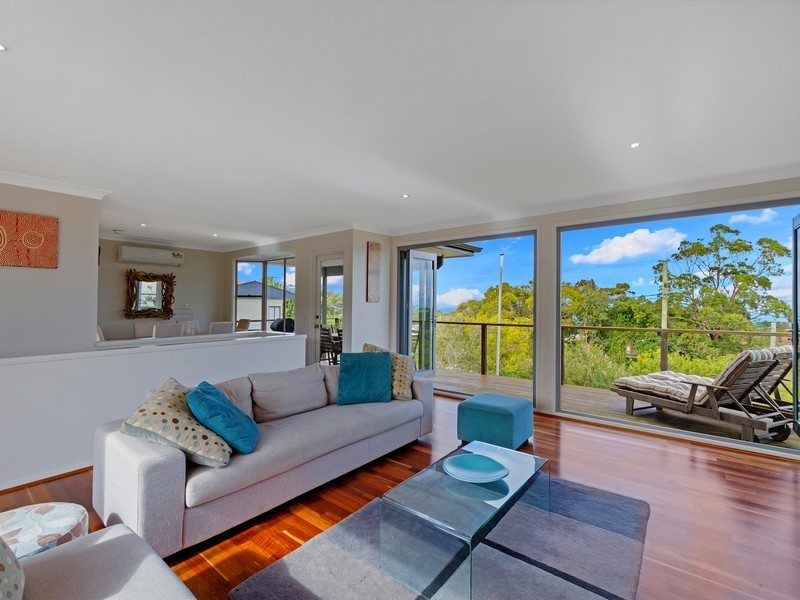 17 Pauline Avenue, Killcare Heights NSW 2257