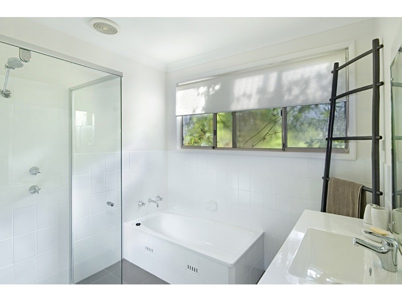 17 Pauline Avenue, Killcare Heights NSW 2257