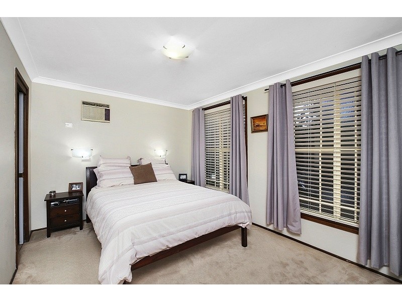 82 Chamberlain Road, Wyoming NSW 2250