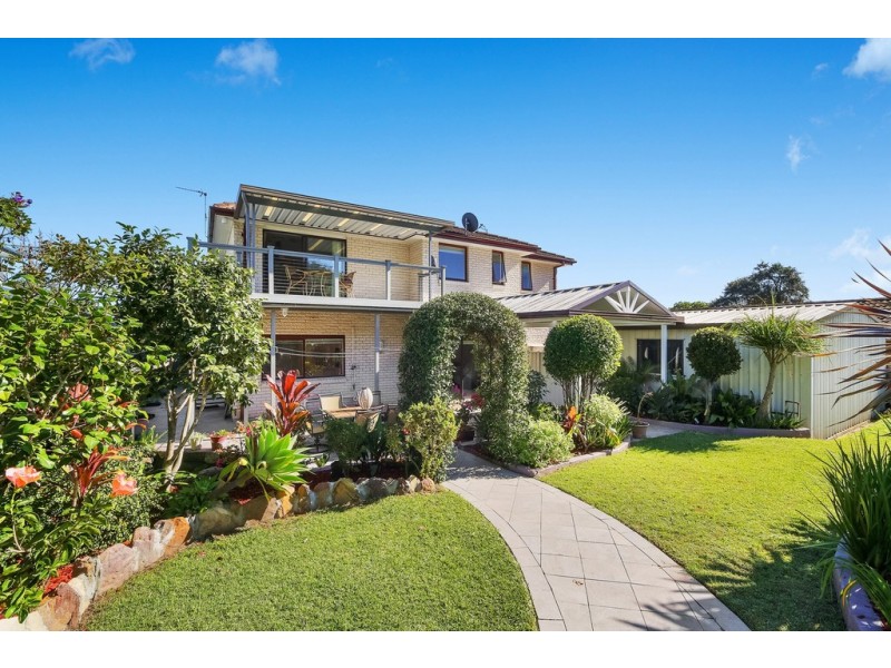 58 Beaumont Avenue, Wyoming NSW 2250