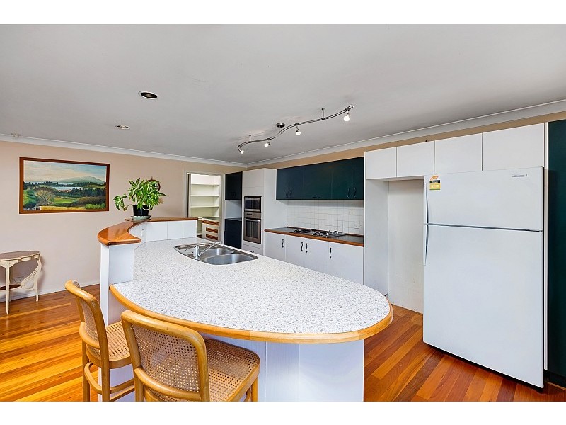 167 Albany Street, Point Frederick NSW 2250