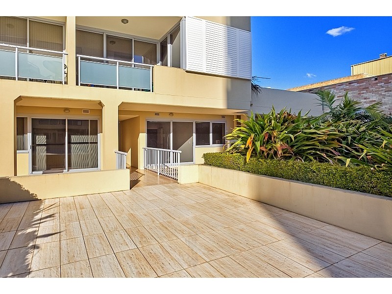4/80 Mann Street, Gosford NSW 2250