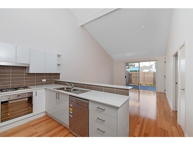 2/253-255 Booker Bay Road, Ettalong Beach NSW 2257