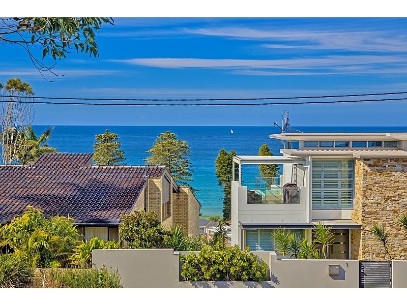 2 Warren Avenue, Avoca Beach NSW 2251