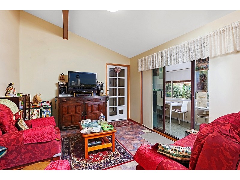 14 Beveridge Drive, Green Point NSW 2251