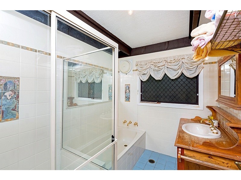 8 Hawea Close, Wamberal NSW 2260