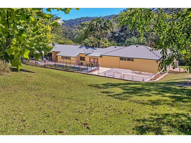 332 Oak Road, Matcham NSW 2250