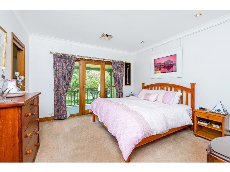 332 Oak Road, Matcham NSW 2250