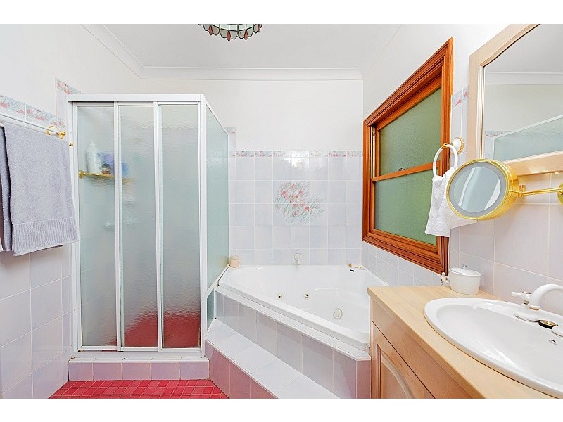 332 Oak Road, Matcham NSW 2250