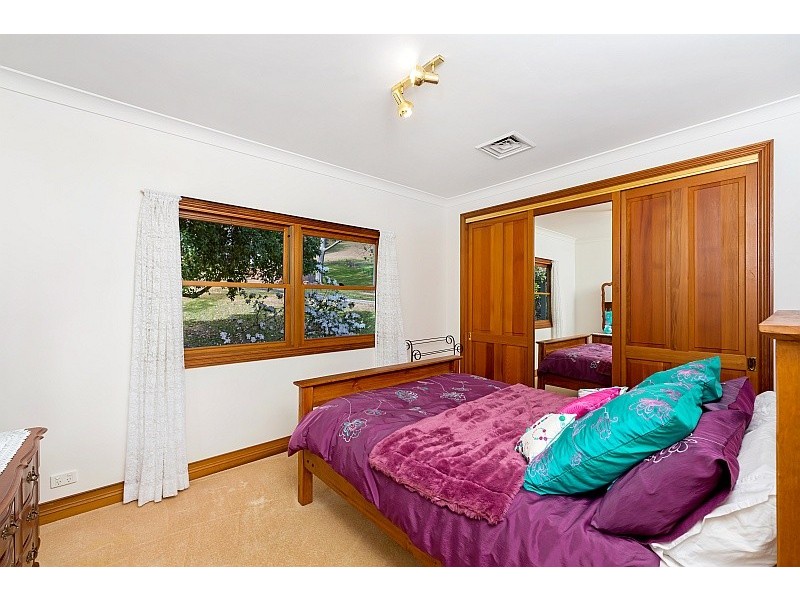 332 Oak Road, Matcham NSW 2250