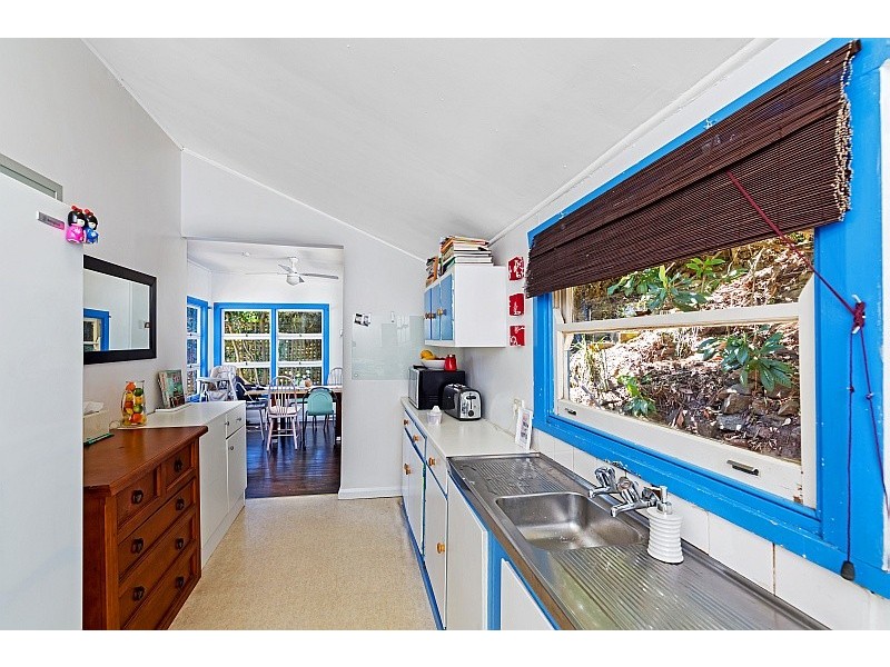 100 Heath Road, Pretty Beach NSW 2257