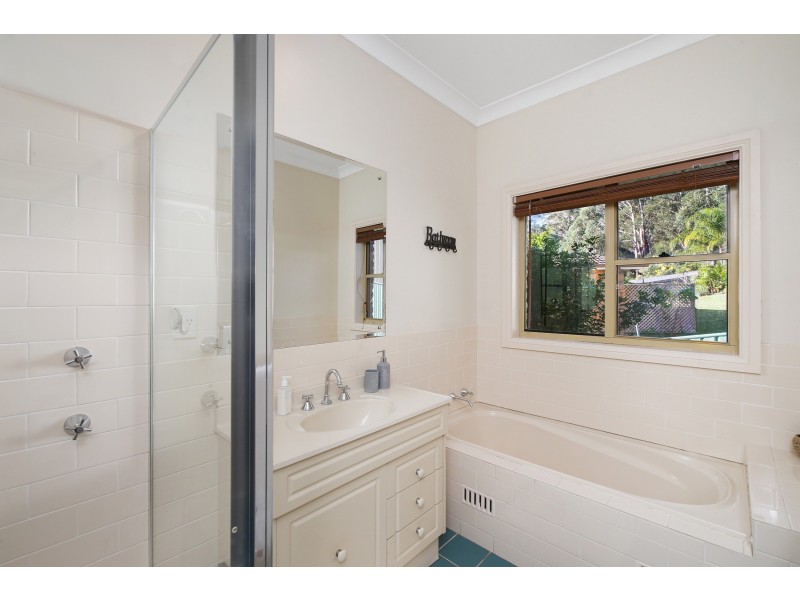 20 Claremont Close, Narara NSW 2250