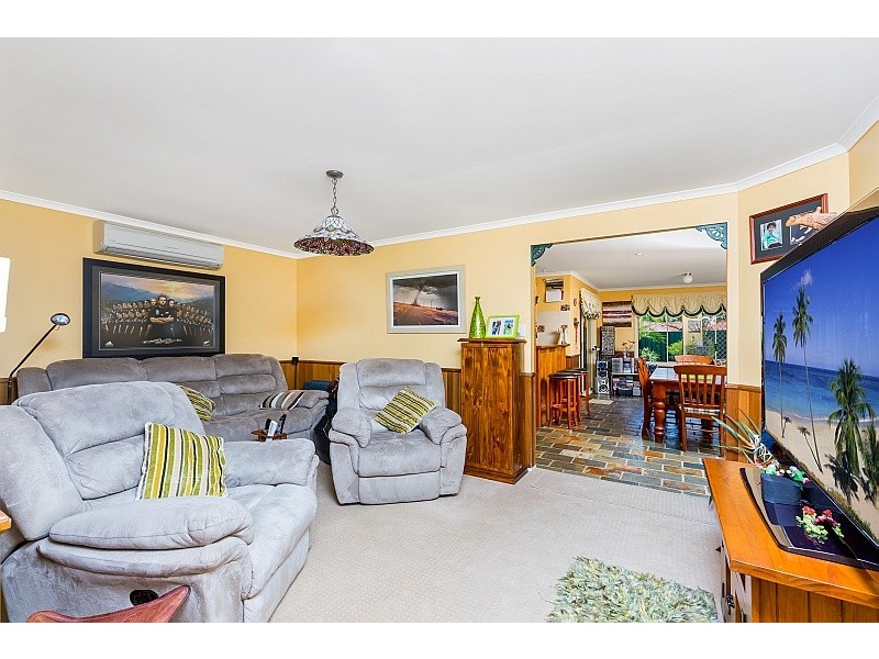 7 Tallowood Crescent, Ourimbah NSW 2258